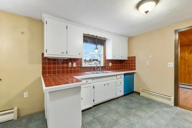 $295,000 | 12 Riviera Drive, Enfield, CT 06082