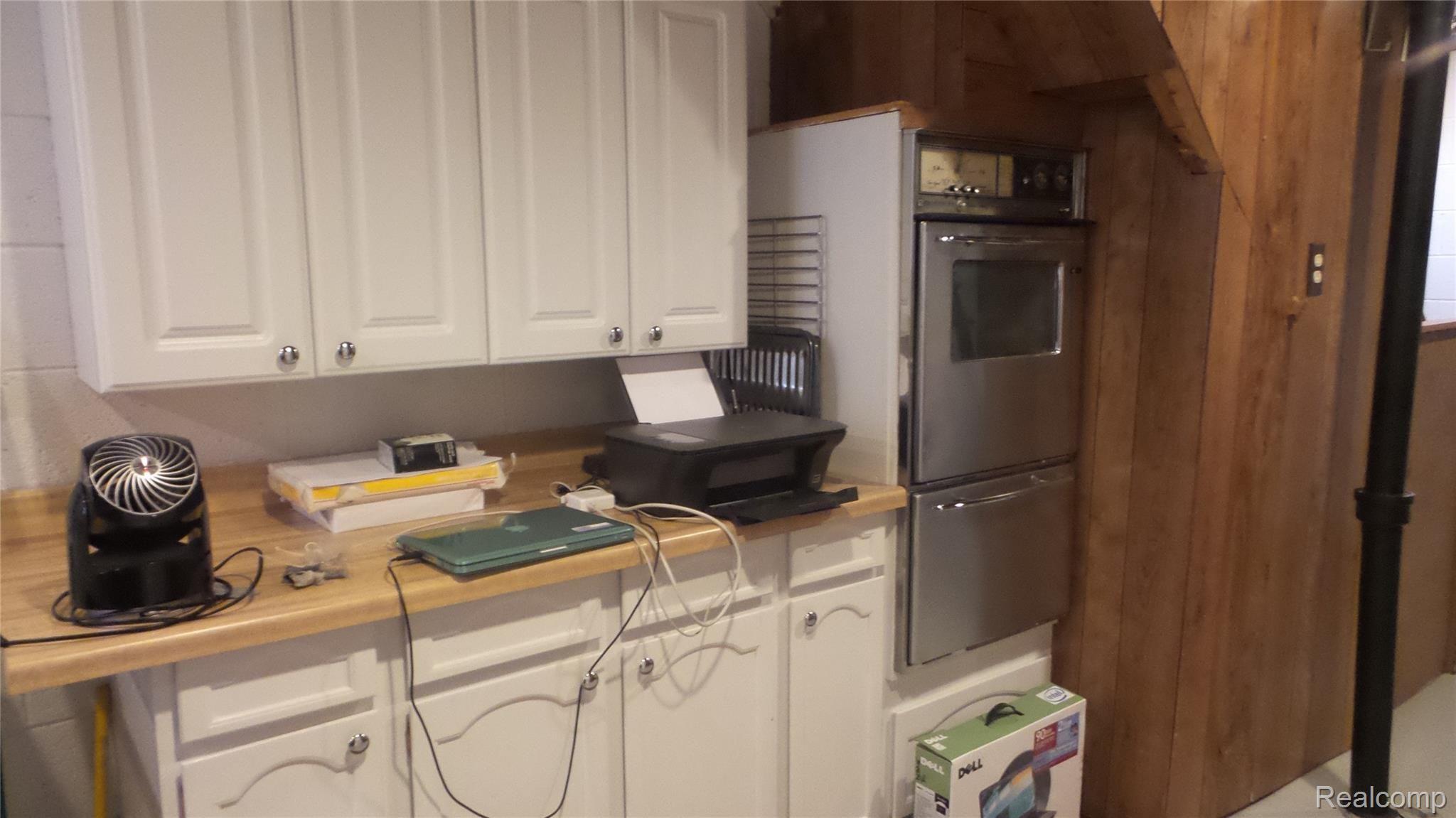 905 Cook Road Grosse Pointe, MI 48236 - Photo 28 of 38 Office _Extra oven in basemet.jpg