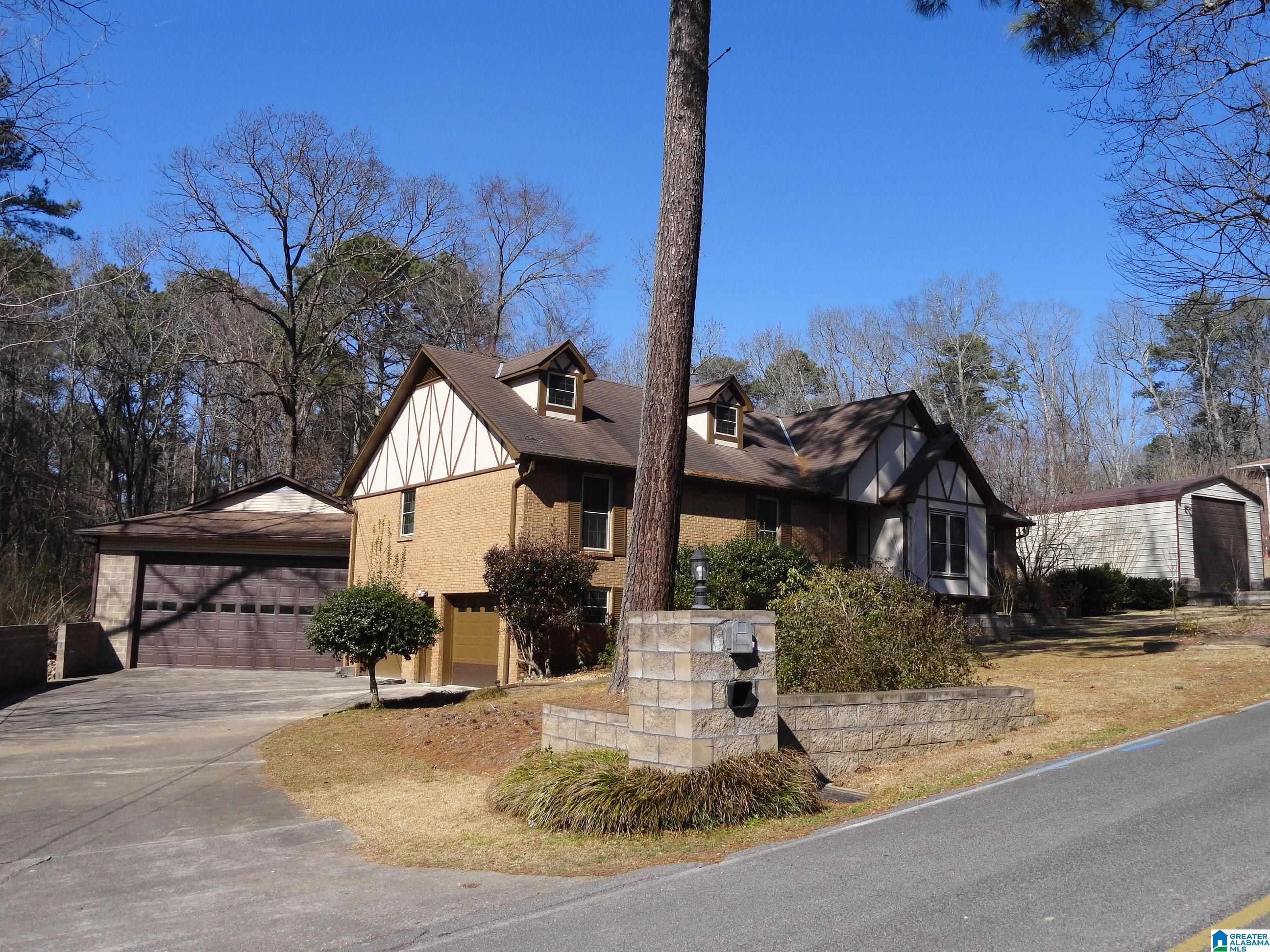 808 Oak Ridge Drive Birmingham, AL 35214 - Photo 2 of 27
