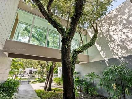 $12,495,000 | 1015 North Rio Vista Boulevard, Fort Lauderdale, FL 33301