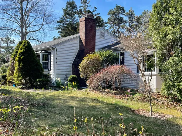$479,900 | 209 Union Street, Yarmouth Port, MA 02675