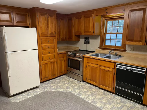 $479,900 | 209 Union Street, Yarmouth Port, MA 02675