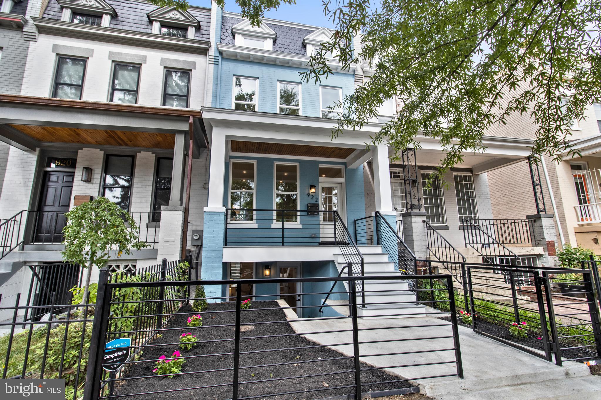 922 8th Street Northeast Washington, DC 20002 - Photo 1 of 35
