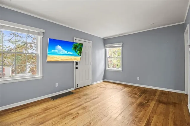 $225,000 | 101 East Pocahontas Lane, Kansas City, MO 64114