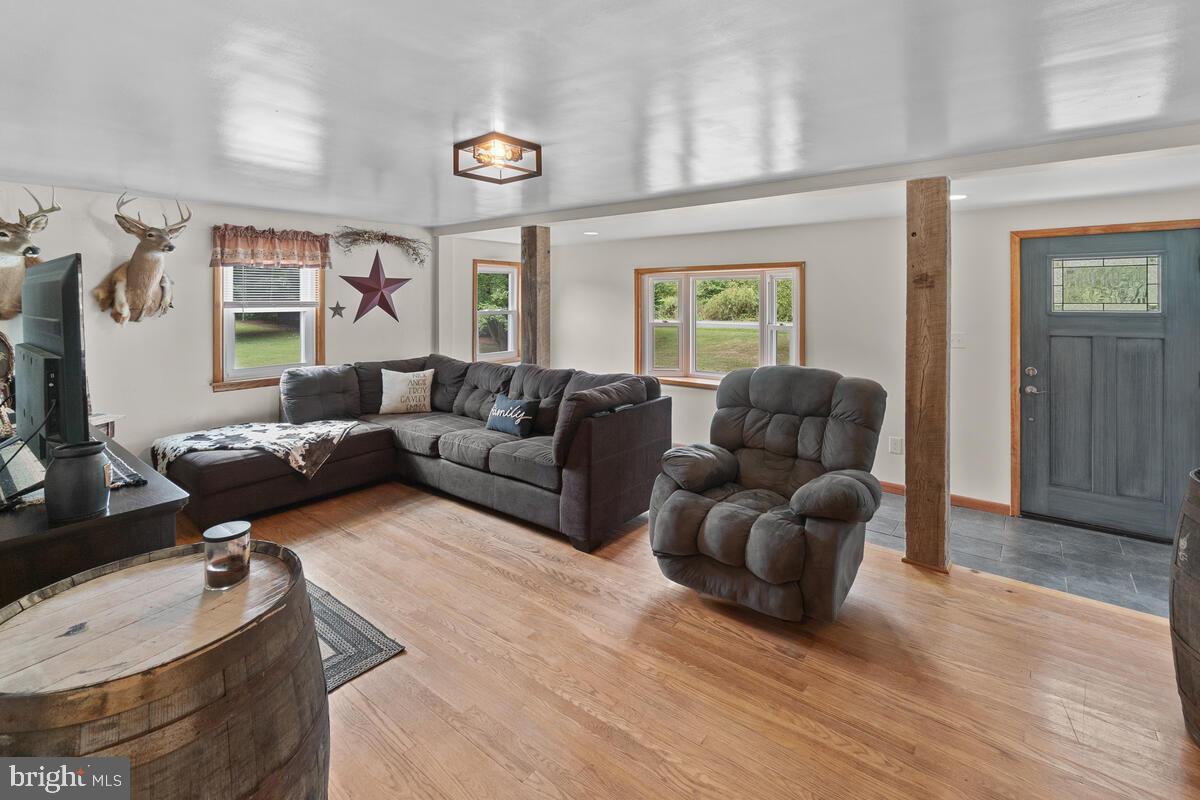 12939 Brice Road Thurmont, MD 21788 - Photo 12 of 40 Gallery Image 12