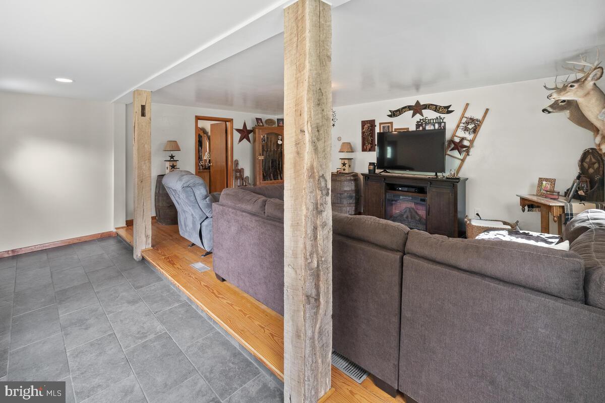 12939 Brice Road Thurmont, MD 21788 - Photo 15 of 40 Gallery Image 15