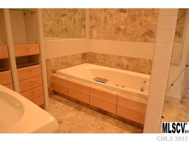 86 Skyline Road Hickory, NC 28601 - Photo 13 of 16 Gallery Image 13