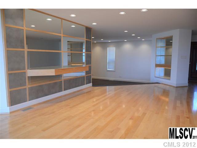 86 Skyline Road Hickory, NC 28601 - Photo 4 of 16 Gallery Image 4