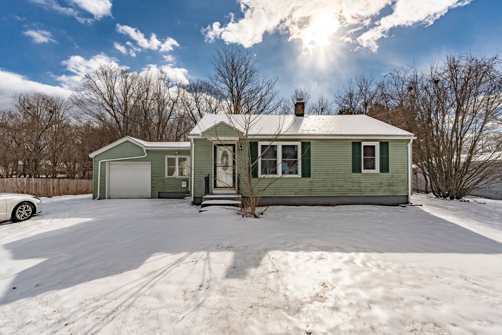 444 Westfield Road Holyoke, MA 01040 - Photo 1 of 23 Gallery Image 1