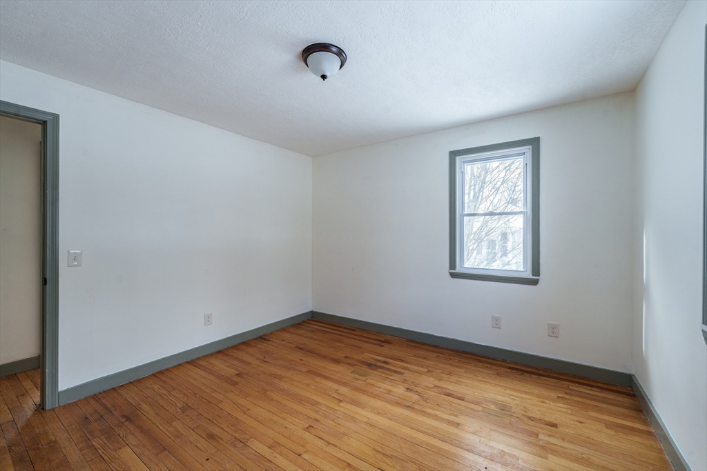 444 Westfield Road Holyoke, MA 01040 - Photo 14 of 23 Gallery Image 14