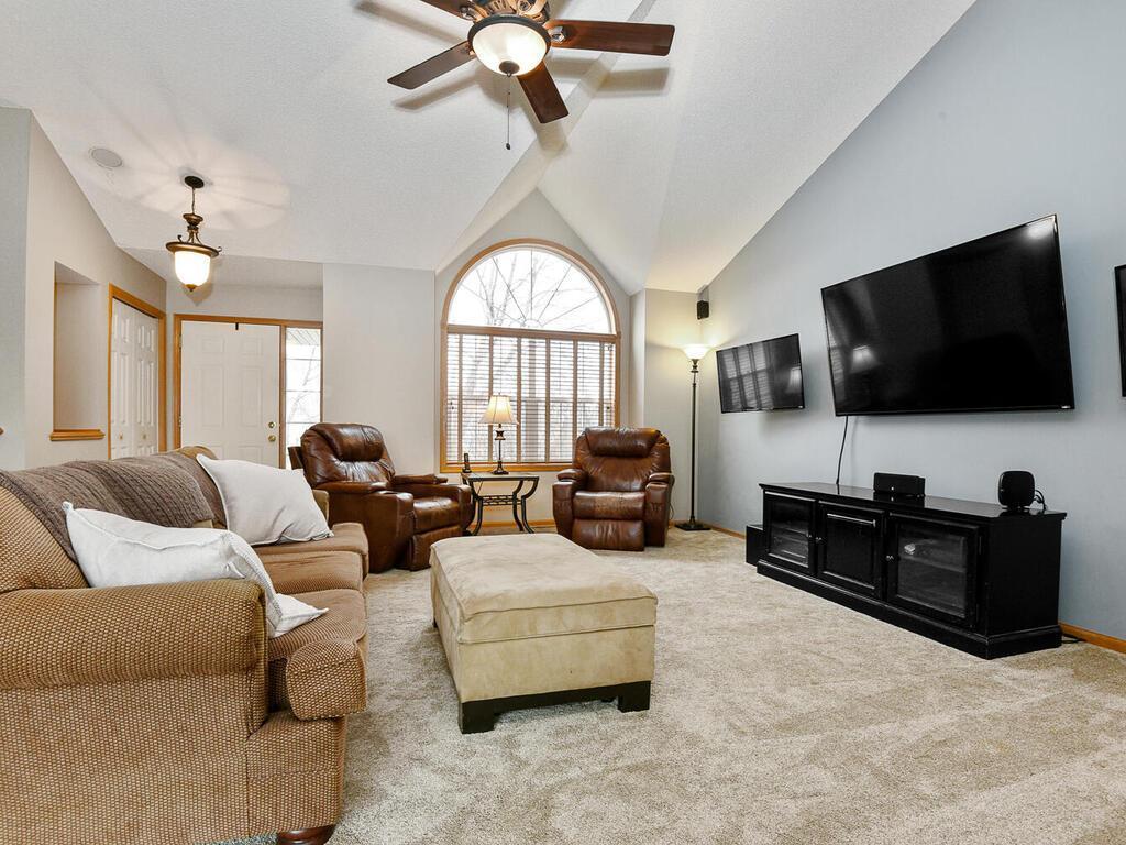 2166 Mathias Road Shakopee, MN 55379 - Photo 4 of 28 Gallery Image 4