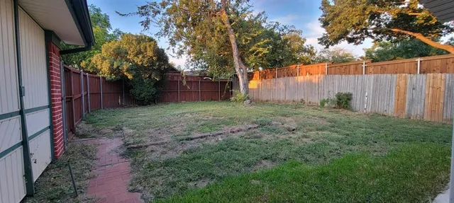 $2,000 | 1601 Melrose Street, Garland, TX 75042