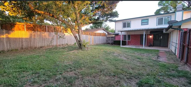 $2,000 | 1601 Melrose Street, Garland, TX 75042