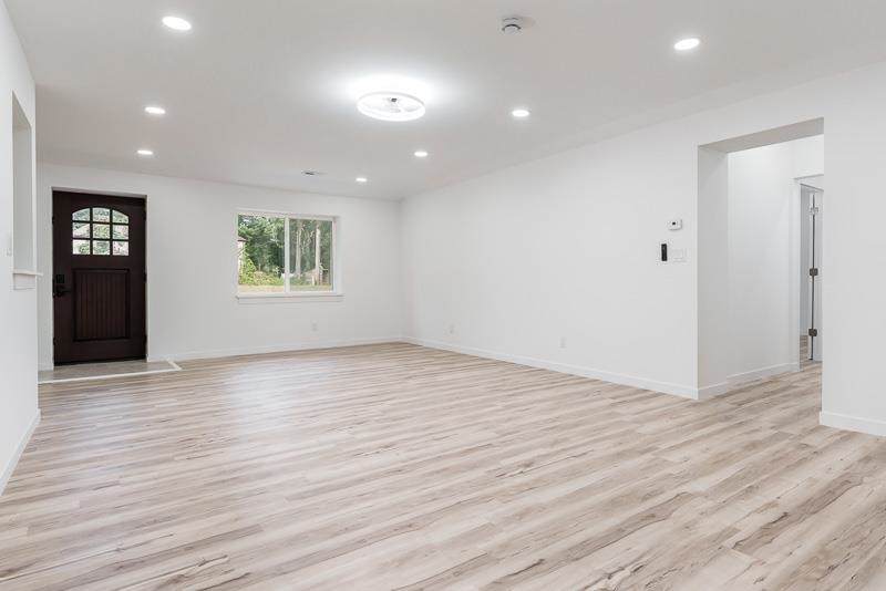 10335 Highway 81 Beloit, WI 53511 - Photo 11 of 30