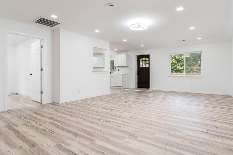 10335 Highway 81 Beloit, WI 53511 - Photo 12 of 30