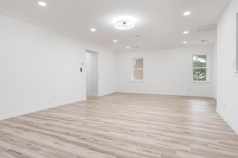 10335 Highway 81 Beloit, WI 53511 - Photo 13 of 30