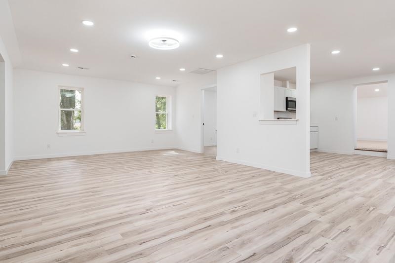 10335 Highway 81 Beloit, WI 53511 - Photo 14 of 30