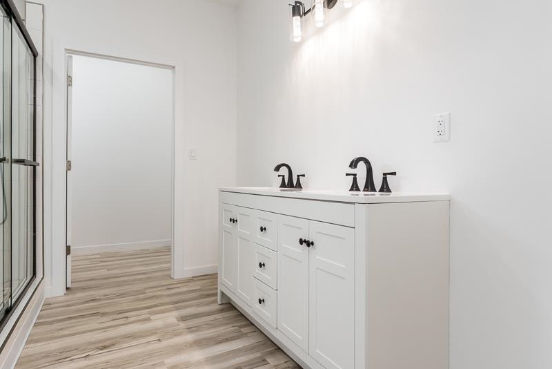 10335 Highway 81 Beloit, WI 53511 - Photo 20 of 30