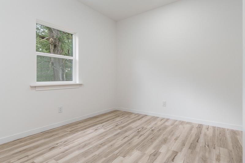 10335 Highway 81 Beloit, WI 53511 - Photo 23 of 30