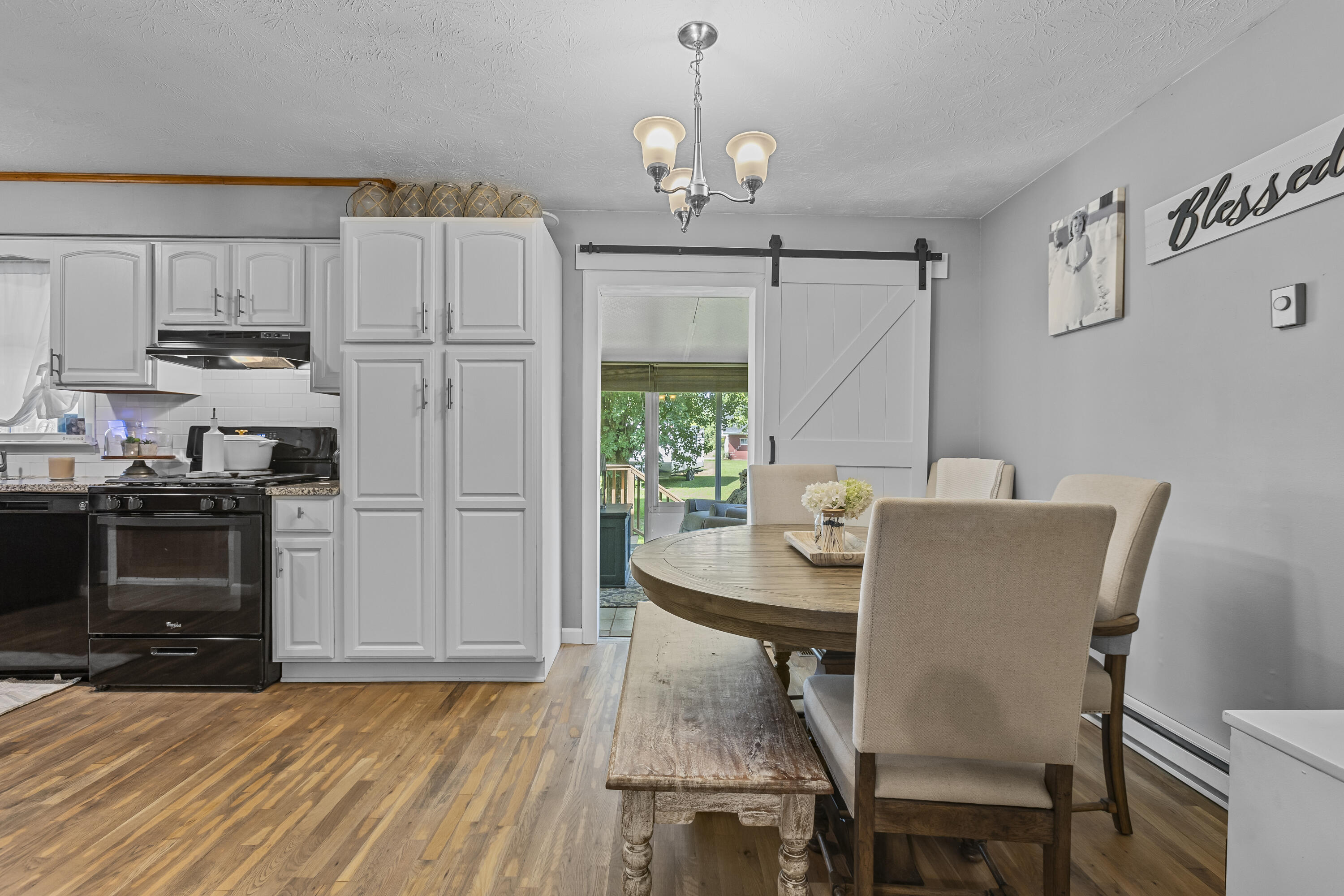 138 Sandy Ridge Road Campton, KY 41301 - Photo 15 of 37 I82A9799