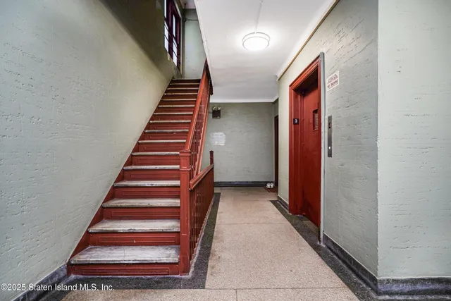 a view of an entryway