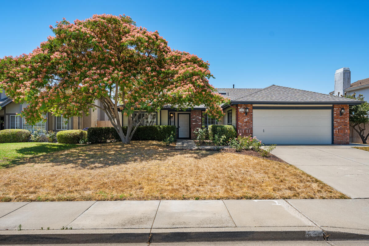 203 Vester Sted Solvang, CA 93463 - Photo 39 of 66 _ROY5986