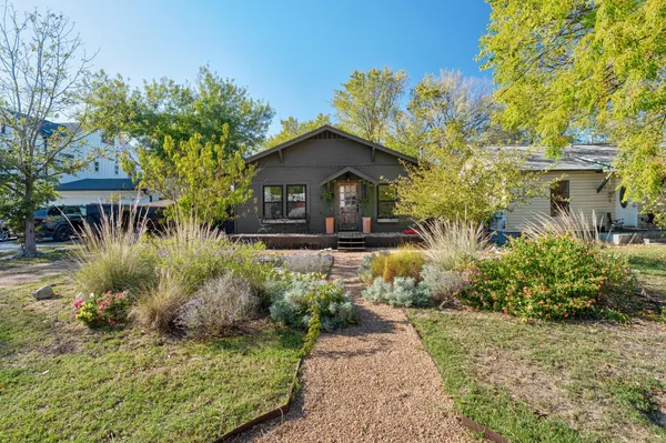 $475,000 | 1110 Christie Drive, Austin, TX 78721