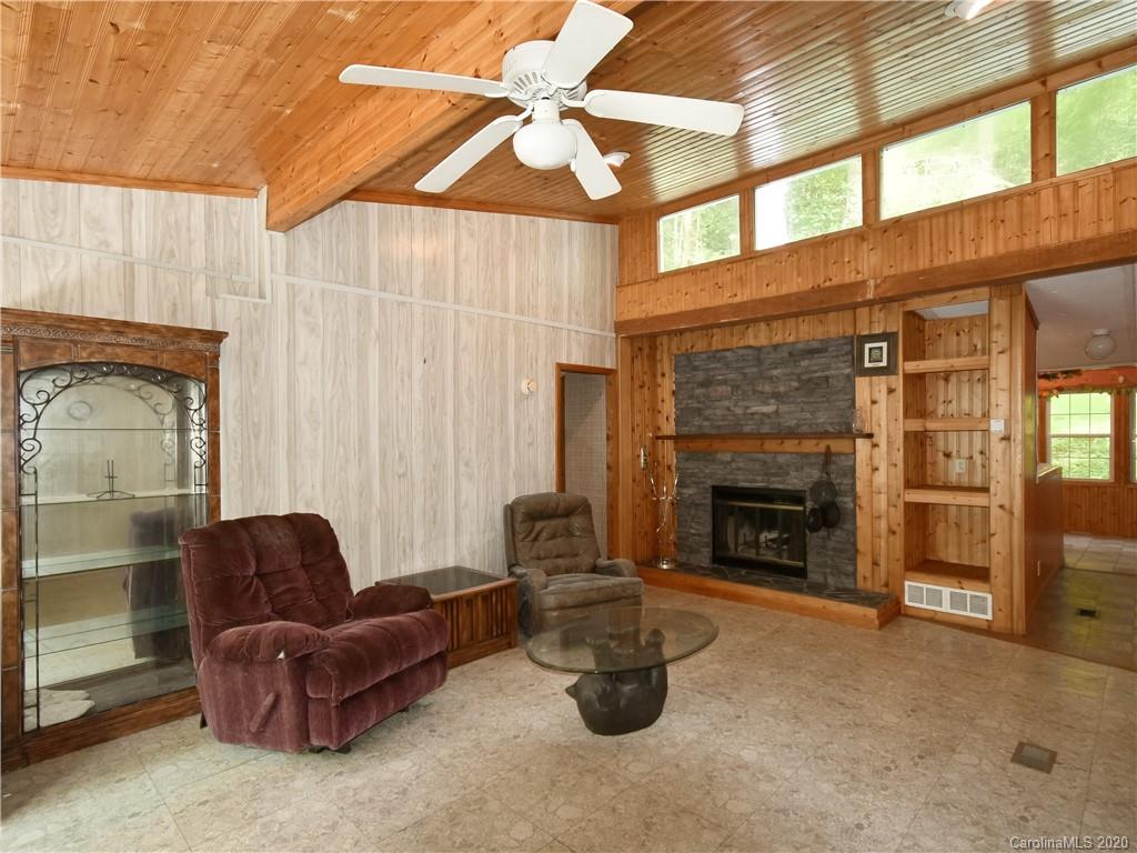 293 Ras Grooms Road Marshall, NC 28753 - Photo 36 of 47 Gallery Image 36