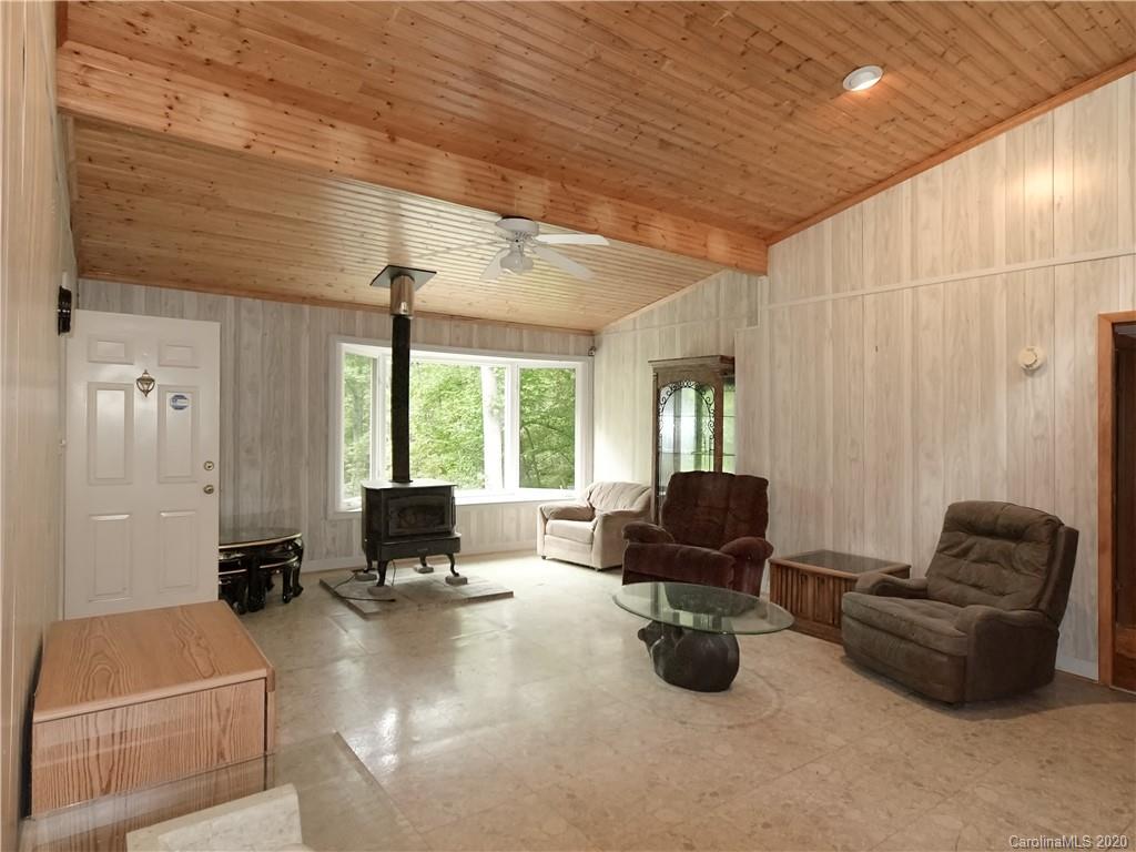 293 Ras Grooms Road Marshall, NC 28753 - Photo 37 of 47 Gallery Image 37
