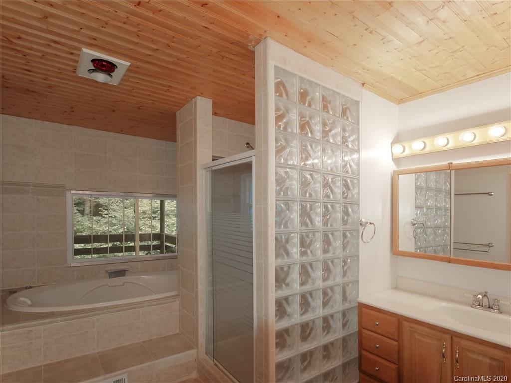 293 Ras Grooms Road Marshall, NC 28753 - Photo 40 of 47 Gallery Image 40