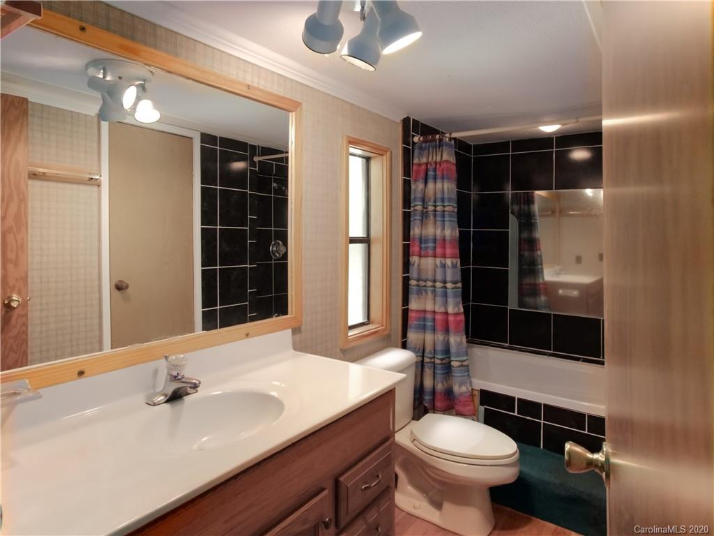 293 Ras Grooms Road Marshall, NC 28753 - Photo 42 of 47 Gallery Image 42