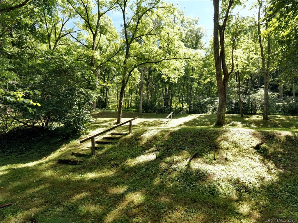 293 Ras Grooms Road Marshall, NC 28753 - Photo 6 of 47 Gallery Image 6