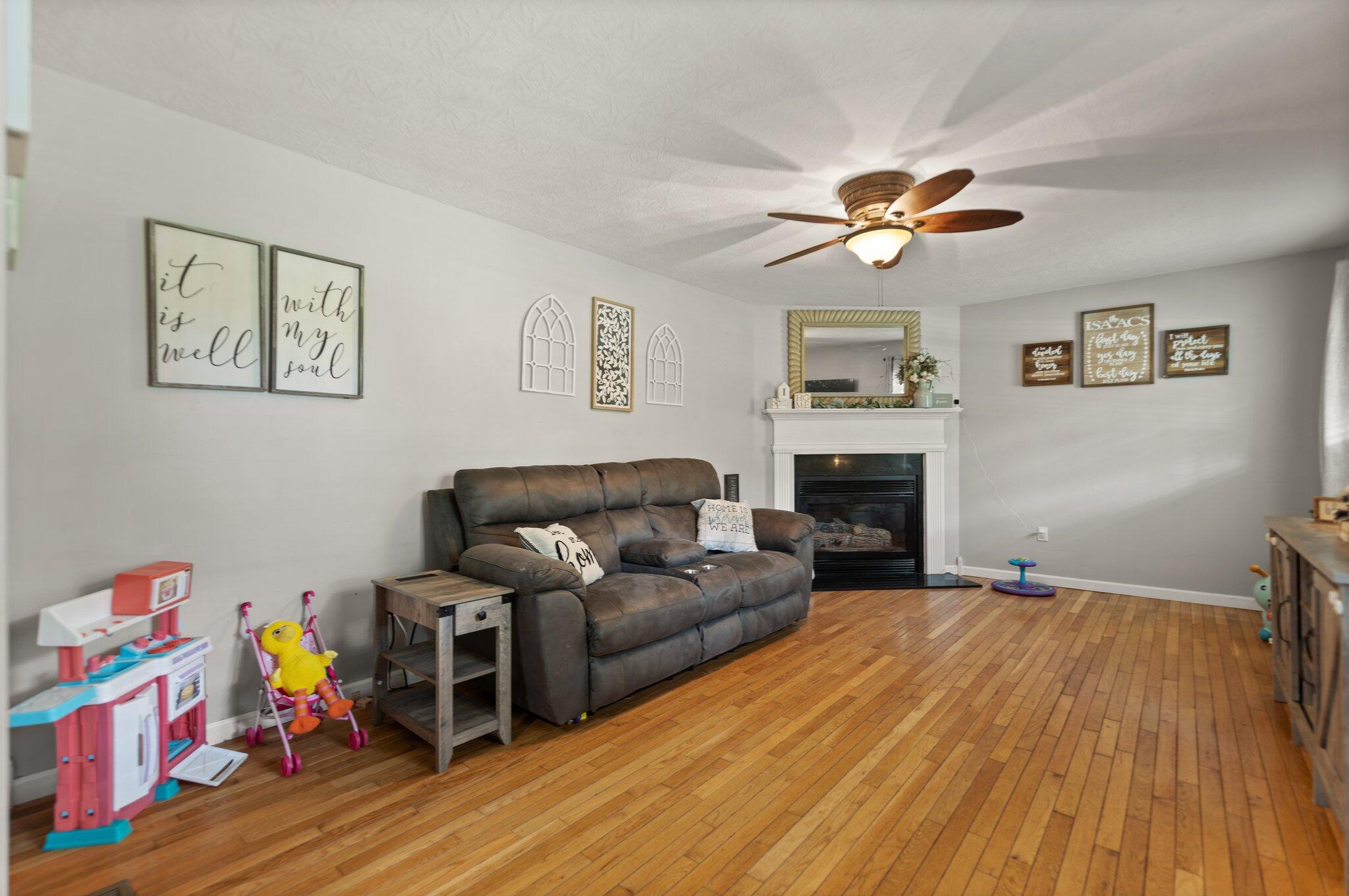 2069 Upper Dry Fork Road McKee, KY 40447 - Photo 16 of 61 1-web-or-mls-118A3798