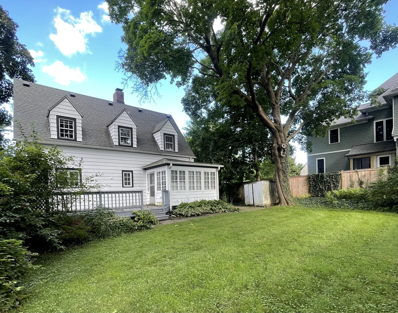 1138 Shermer Road Glenview, IL 60025 - Photo 4 of 12 Gallery Image 4
