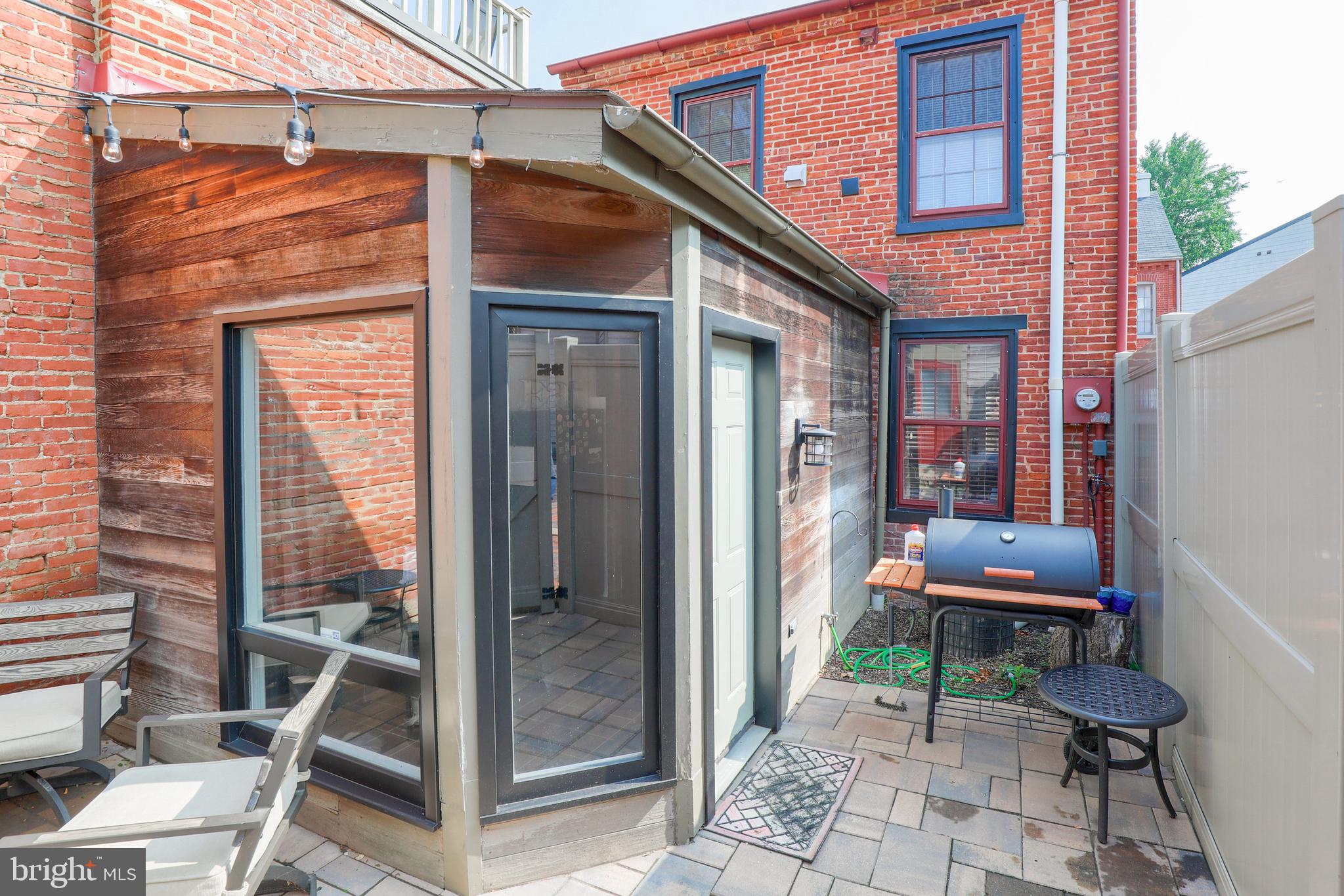 216 Old Trinity Place Lancaster, PA 17602 - Photo 26 of 36