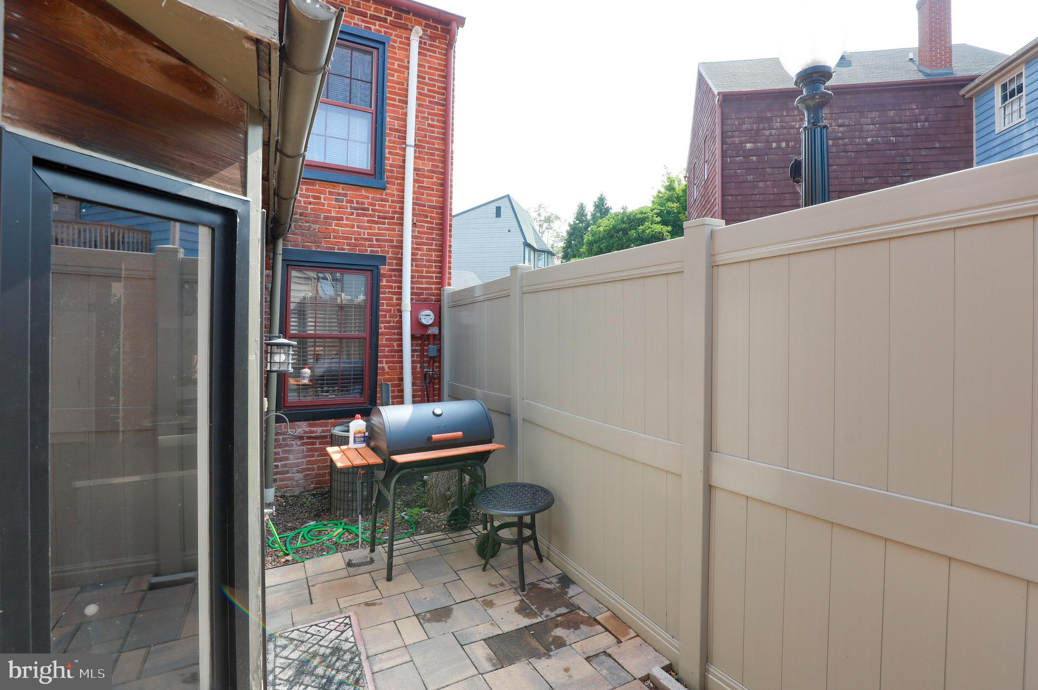 216 Old Trinity Place Lancaster, PA 17602 - Photo 29 of 36