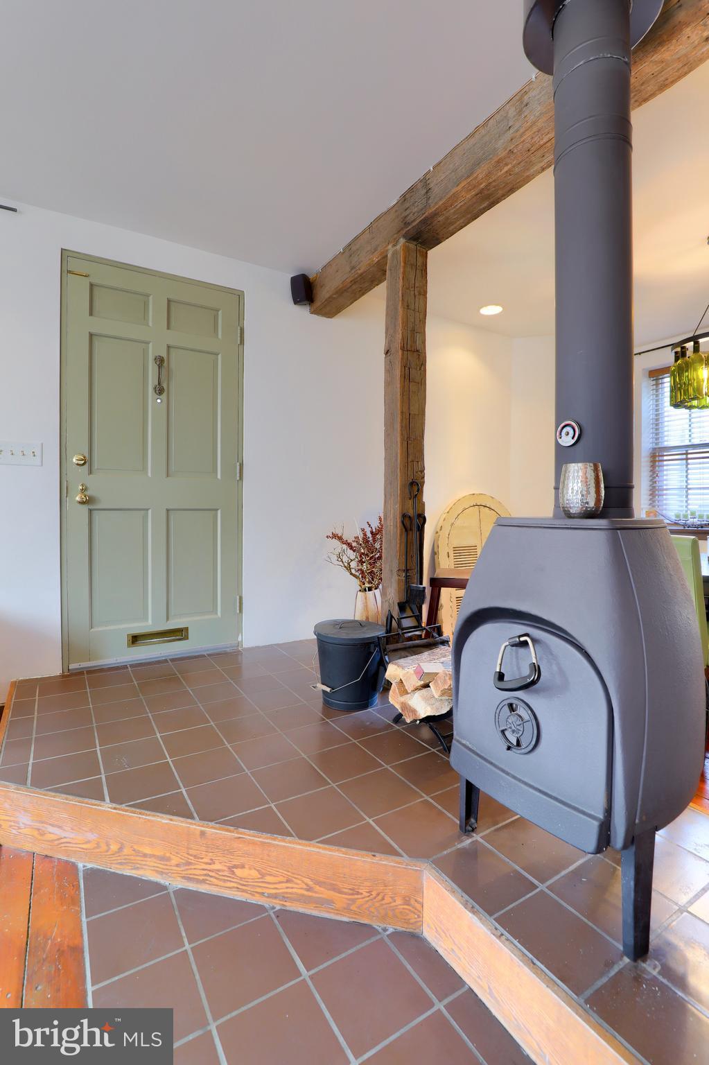 216 Old Trinity Place Lancaster, PA 17602 - Photo 5 of 36