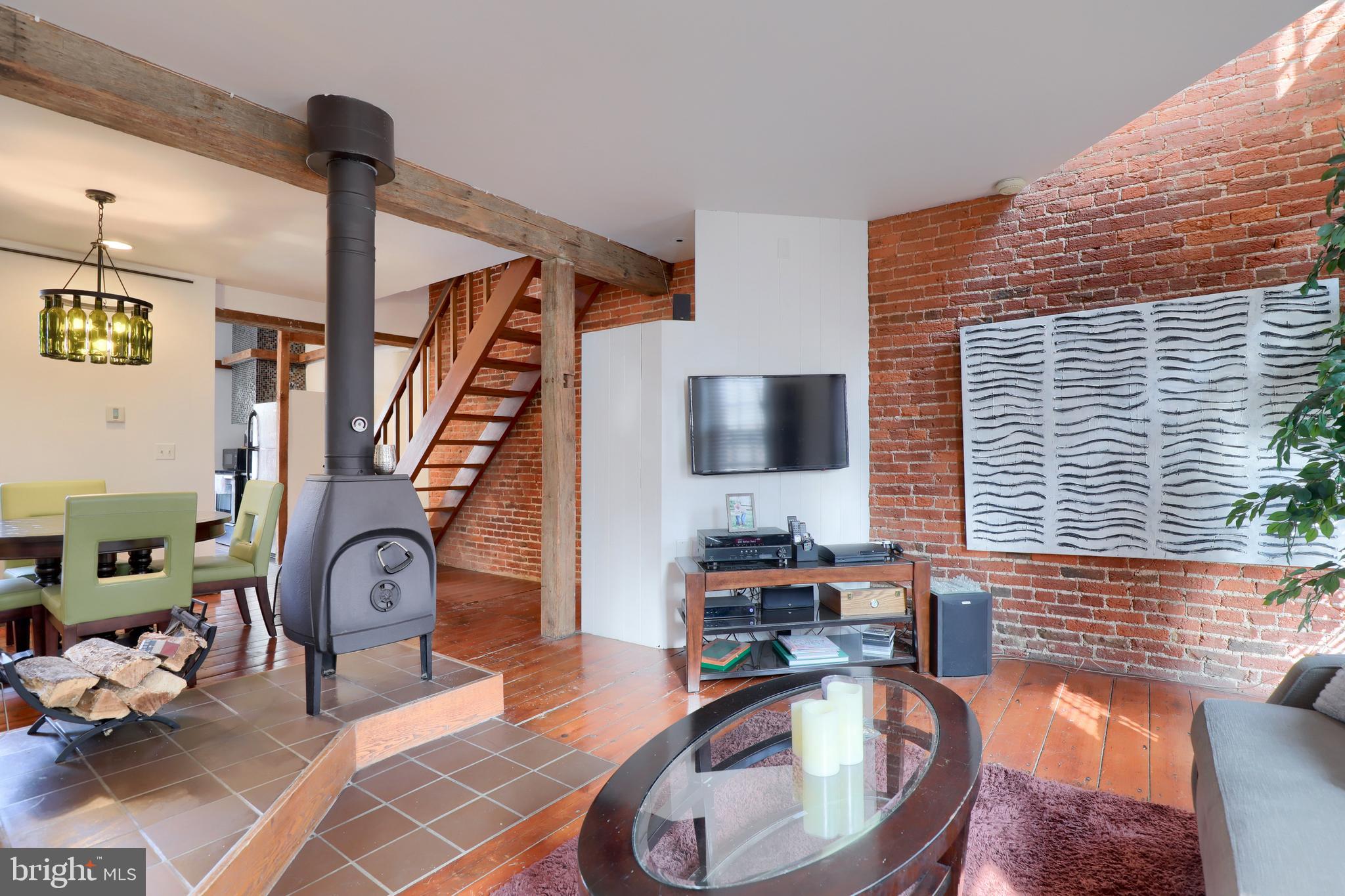 216 Old Trinity Place Lancaster, PA 17602 - Photo 6 of 36