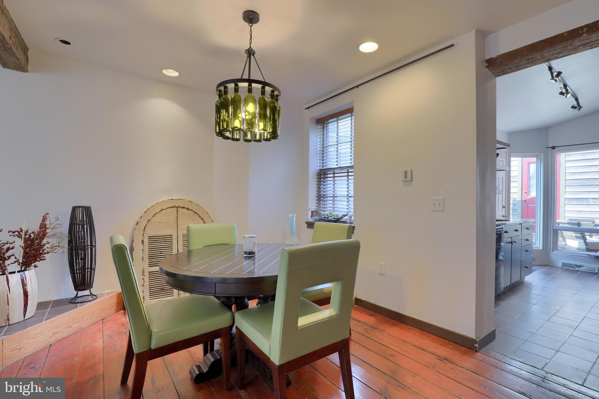 216 Old Trinity Place Lancaster, PA 17602 - Photo 10 of 36