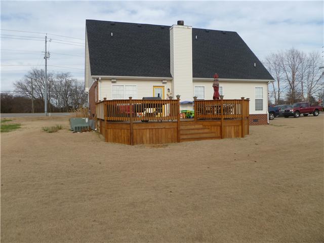 443 Barfield Crescent Road Murfreesboro, TN 37128 - Photo 5 of 20 BAKC VIEW OF THE HOME AND DECK