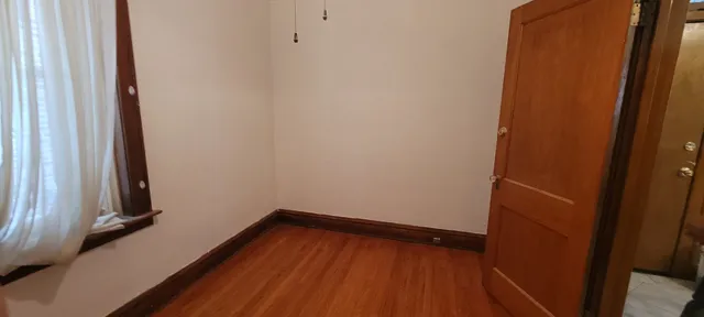 $1,700 | 8429 South Marquette Avenue, Unit 1, Chicago, IL 60617