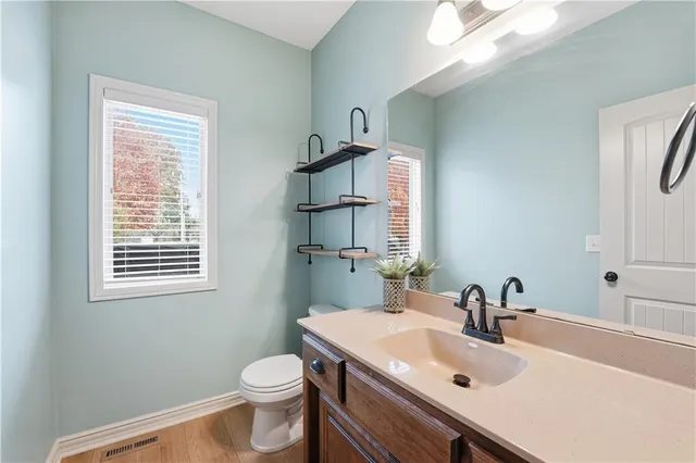 $539,900 | 3112 Southeast Brookside Court, Lee's Summit, MO 64063