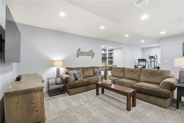 $539,900 | 3112 Southeast Brookside Court, Lee's Summit, MO 64063