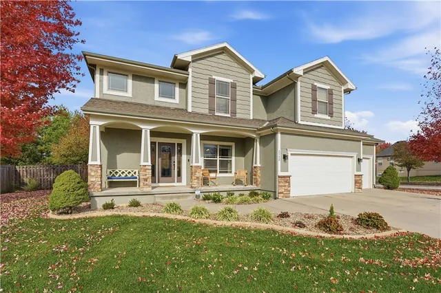 $539,900 | 3112 Southeast Brookside Court, Lee's Summit, MO 64063