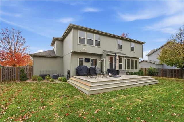 $539,900 | 3112 Southeast Brookside Court, Lee's Summit, MO 64063