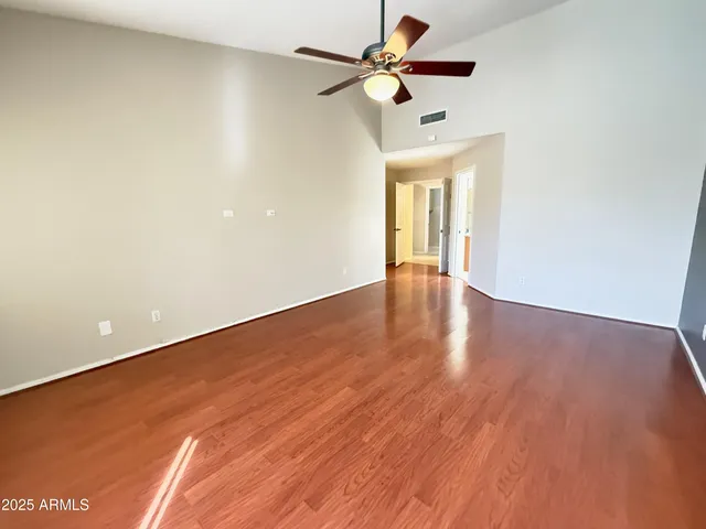 $2,695 | 15618 North 12th Avenue, Phoenix, AZ 85023