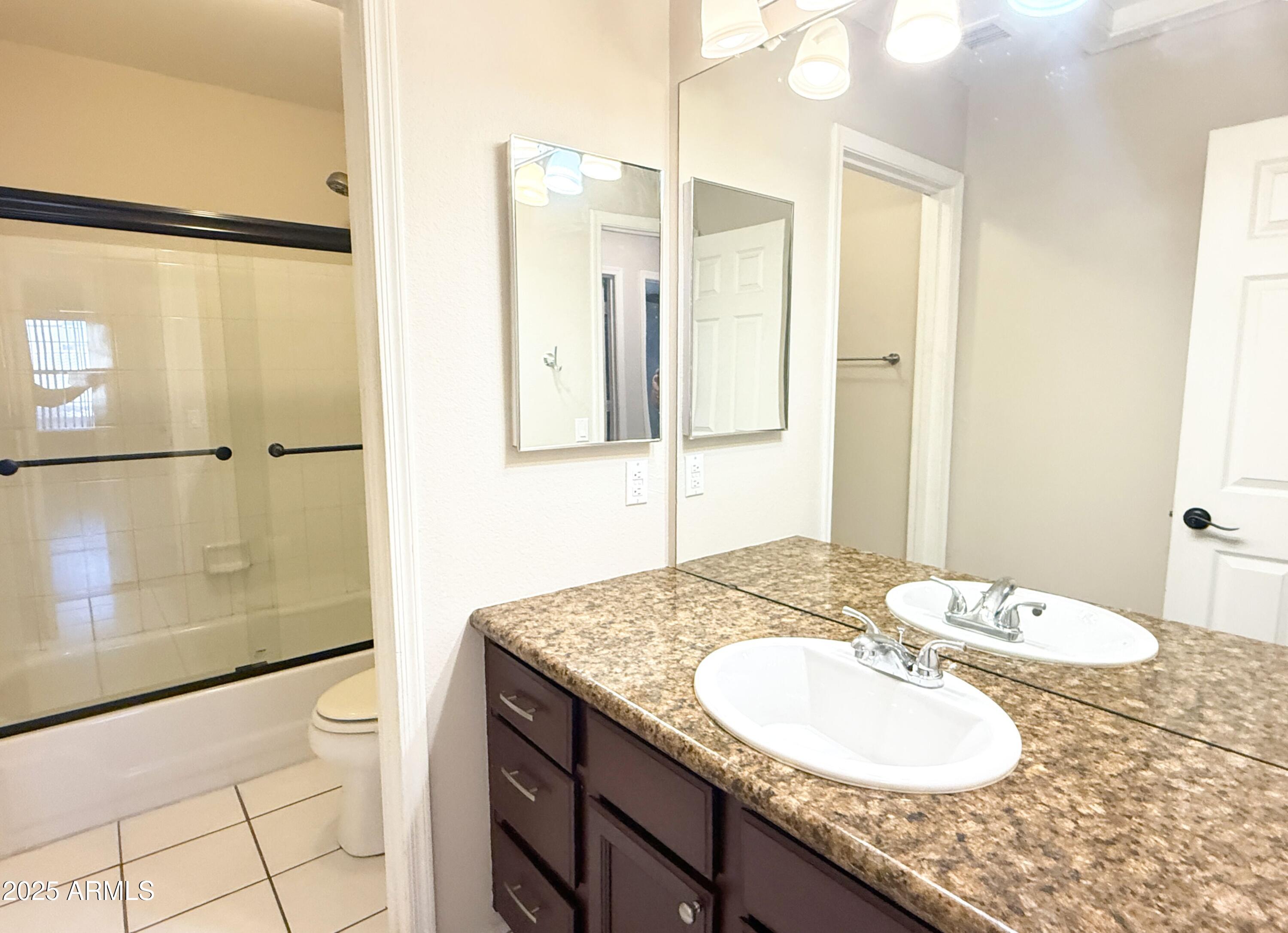 15618 North 12th Avenue Phoenix, AZ 85023 - Photo 27 of 32 IMG_6726