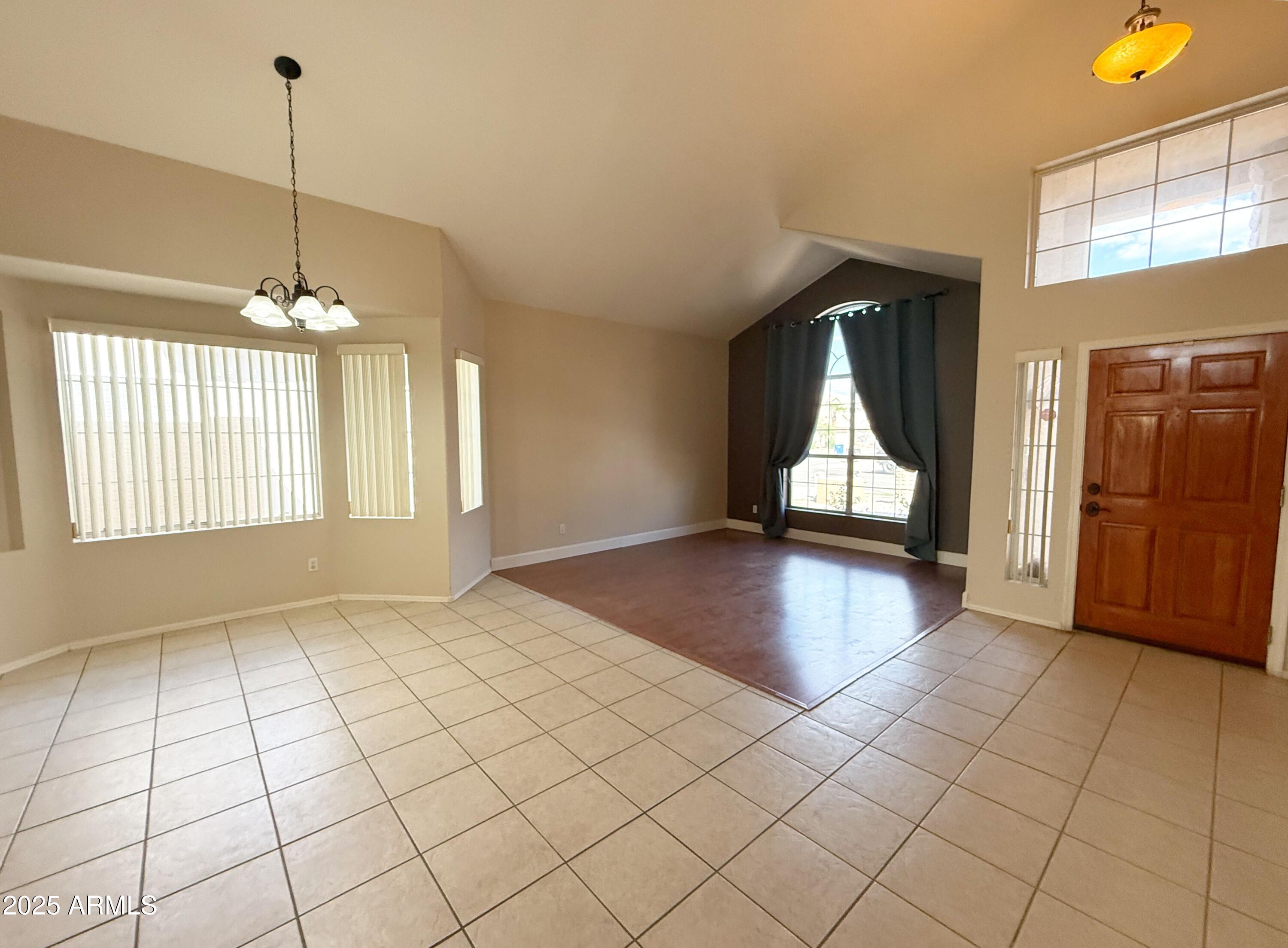 15618 North 12th Avenue Phoenix, AZ 85023 - Photo 5 of 32 IMG_6662