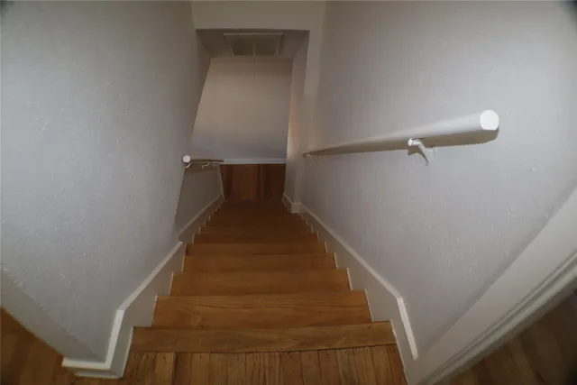 $210,000 | 4020 Blue Bonnet Boulevard, Unit B, Houston, TX 77025