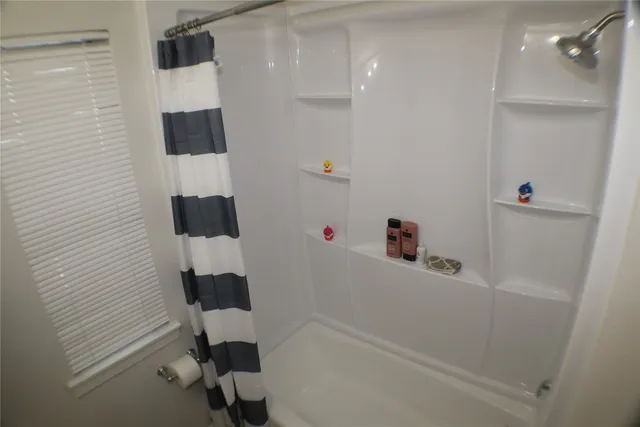 $210,000 | 4020 Blue Bonnet Boulevard, Unit B, Houston, TX 77025